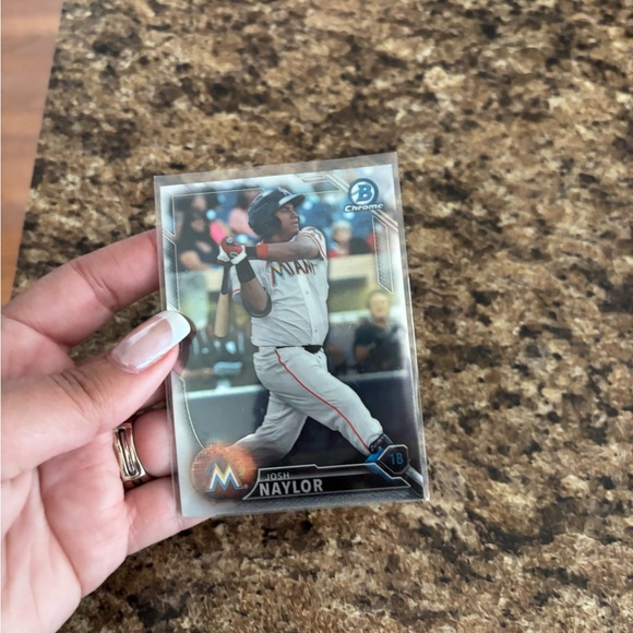 Assorted Baseball Trading Cards - Picture 7 of 16